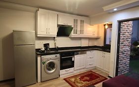 Ultima Apartment